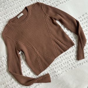 Aritzia - Babaton New Nathaniel Sweater in Nutmeg - Size XS 🌰